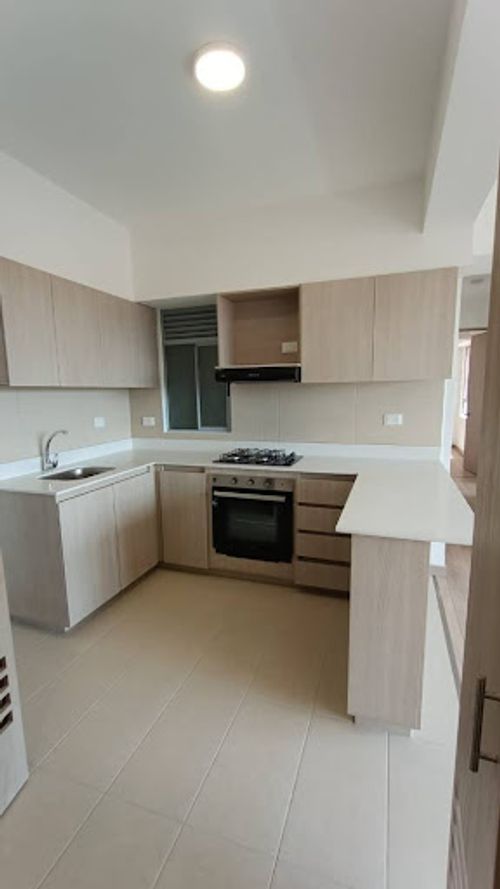 Apartamento de 2 alcobas en arriendo en El Porvenir, Rionegro, 76 m² · foto 3 de 12