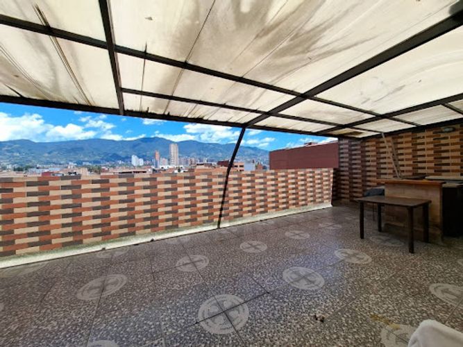 Apartamento en venta en Asturias, Itagüí · foto 4 de 13