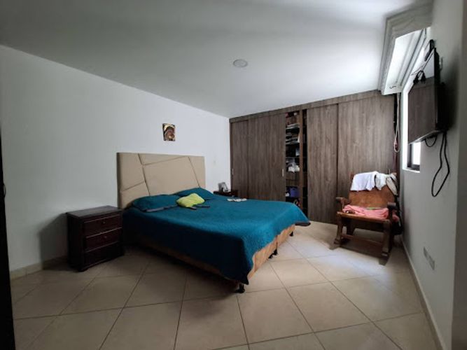 Apartamento en venta en Asturias, Itagüí · foto 6 de 11