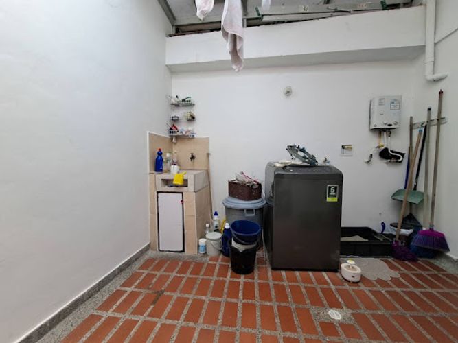 Apartamento en venta en Asturias, Itagüí · foto 9 de 11