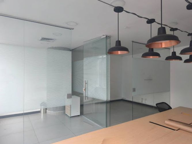 Oficina en arriendo en Las Palmas, Medellín, 53 m² · foto 2 de 7