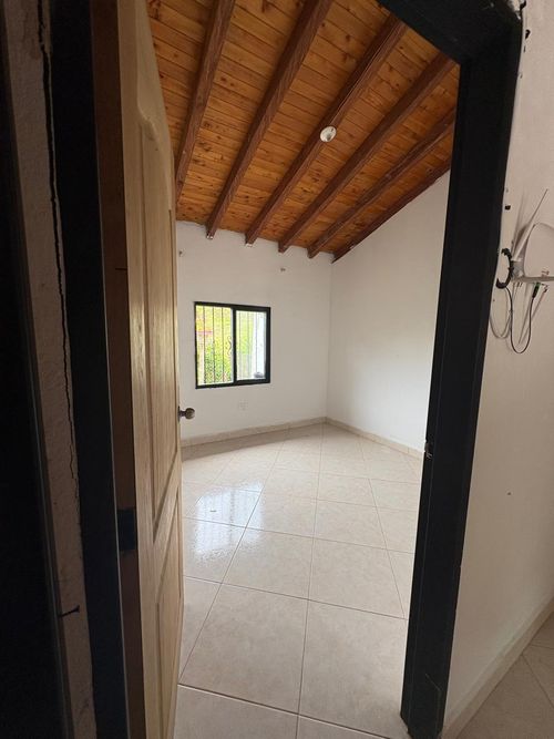 Casa de 4 alcobas en venta en Cascajo Abajo, Marinilla, 700 m² · foto 5 de 24
