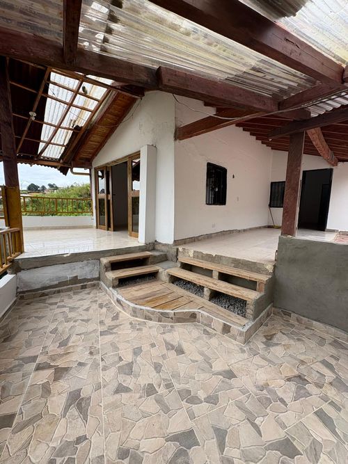 Casa de 4 alcobas en venta en Cascajo Abajo, Marinilla, 700 m² · foto 11 de 24