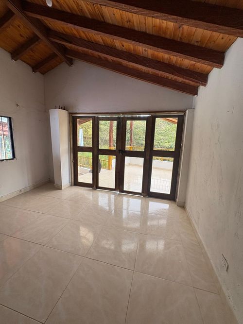 Casa de 4 alcobas en venta en Cascajo Abajo, Marinilla, 700 m² · foto 17 de 24