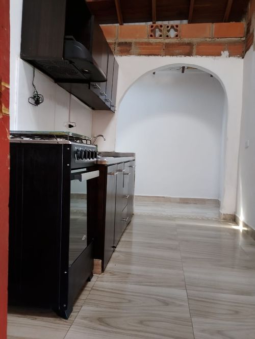 Casa de 3 alcobas en venta en San Jose, La Estrella, 350 m² · foto 7 de 16