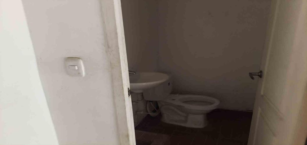Local en arriendo en San Antonio, Armenia, 18 m² · foto 7 de 8