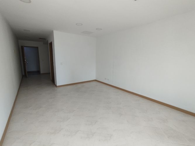 Oficina en arriendo en El Poblado, Medellín, 39 m² · foto 3 de 7