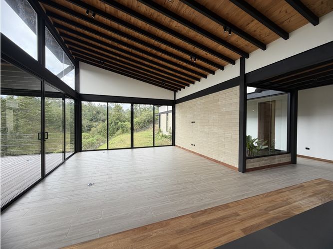 Casa de 3 alcobas en venta en Pantanillo, El Retiro, 279 m² · foto 4 de 24