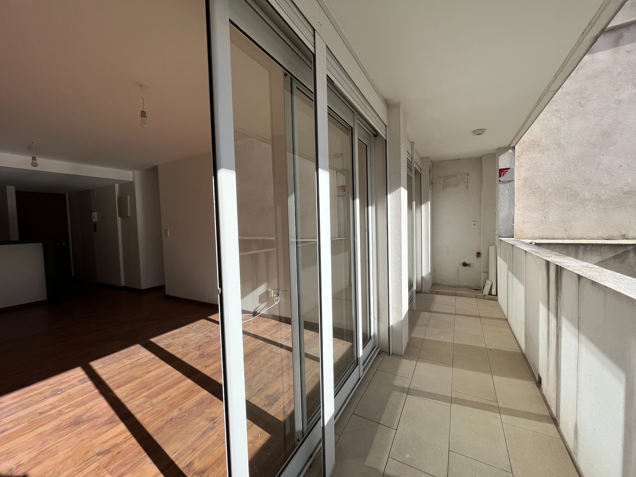 MALVIN A METROS DE PLAYA ALQUILO APARTAMENTO 1 DORMITORIO CON COCHERA
