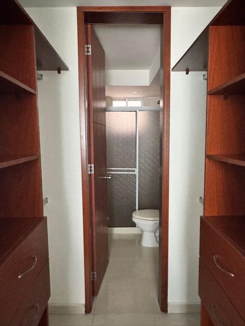 Apartamento de 2 alcobas en venta en Prados Del Norte, Cali, 60 m² · foto 4 de 16