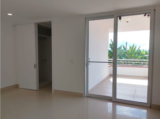 Casa de 6 alcobas en venta en Berlin, Armenia, 597 m² · foto 9 de 24