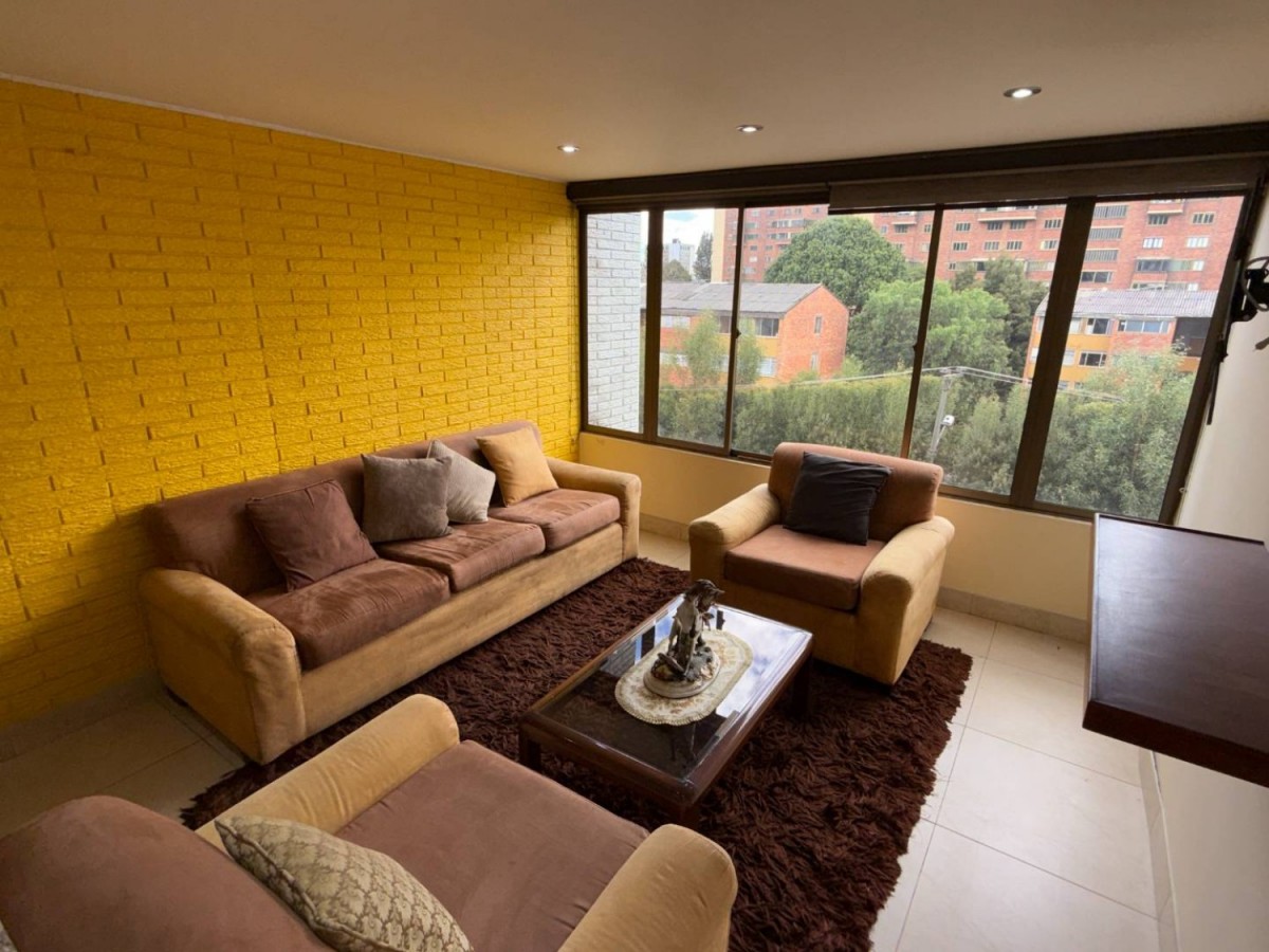 Apartamento en venta en Usatama, Bogotá · foto 2 de 24