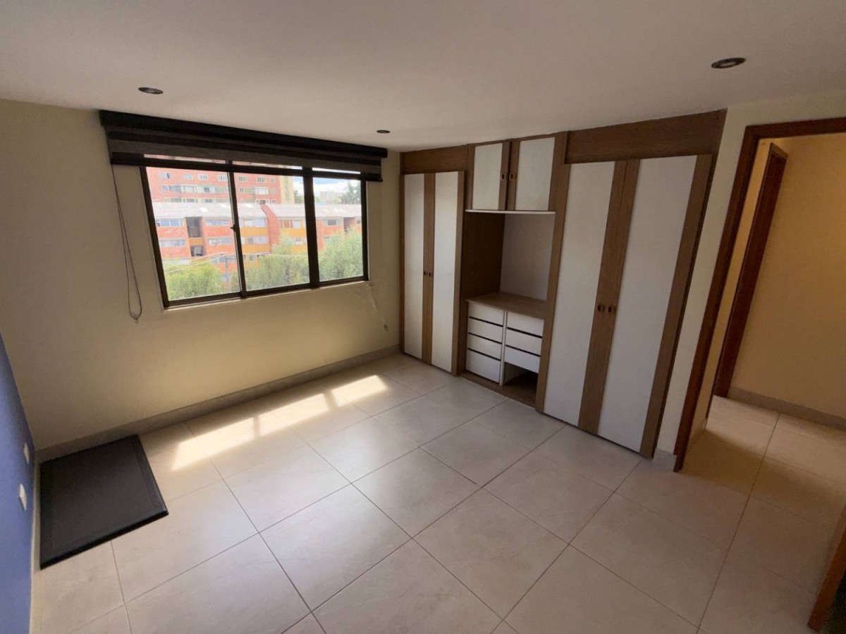 Apartamento en venta en Usatama, Bogotá · foto 18 de 24