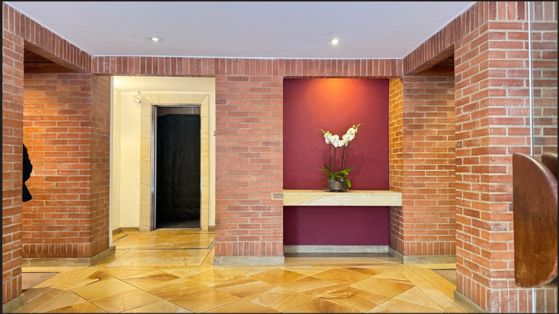 Apartamento en arriendo en Los Rosales, Bogotá · foto 4 de 24