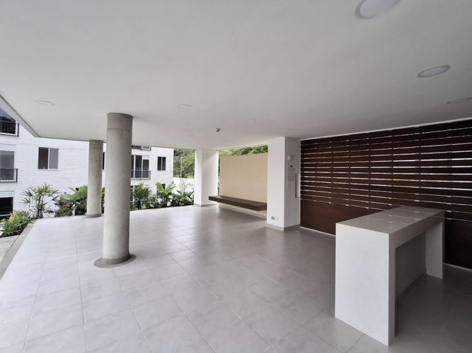 Apartamento de 2 alcobas en venta en Arroyohondo, Yumbo, 52 m² · foto 10 de 15