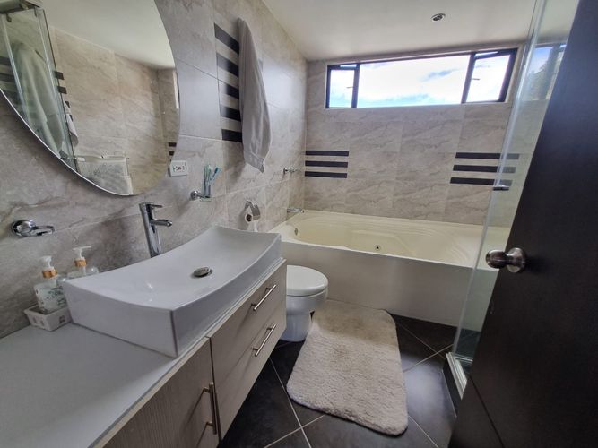 Casa de 3 alcobas en venta en El Abra, Cota, 172 m² · foto 12 de 24