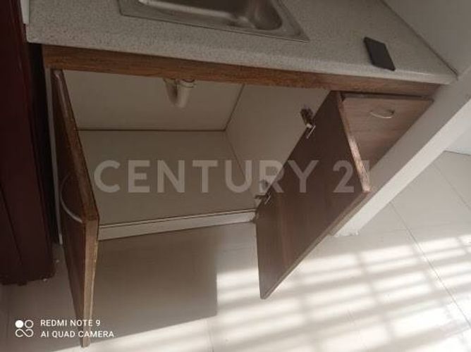 Edificio en venta en Barzal Bajo Sur, Villavicencio, 320 m² · foto 3 de 12