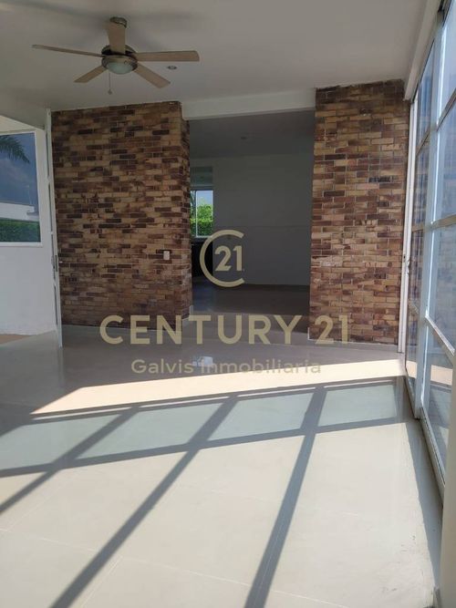 Casa de 5 alcobas en venta en Apiay, Villavicencio, 360 m² · foto 3 de 23