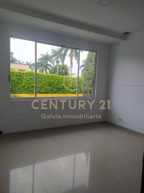Casa de 5 alcobas en venta en Apiay, Villavicencio, 360 m² · foto 11 de 23