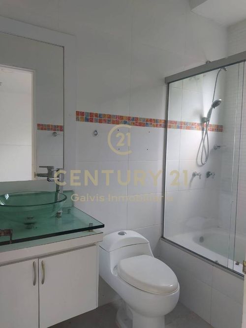 Casa de 5 alcobas en venta en Apiay, Villavicencio, 360 m² · foto 13 de 23