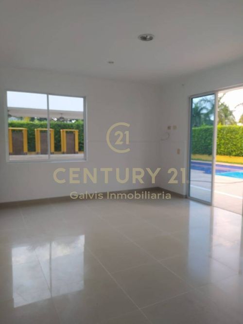 Casa de 5 alcobas en venta en Apiay, Villavicencio, 360 m² · foto 15 de 23