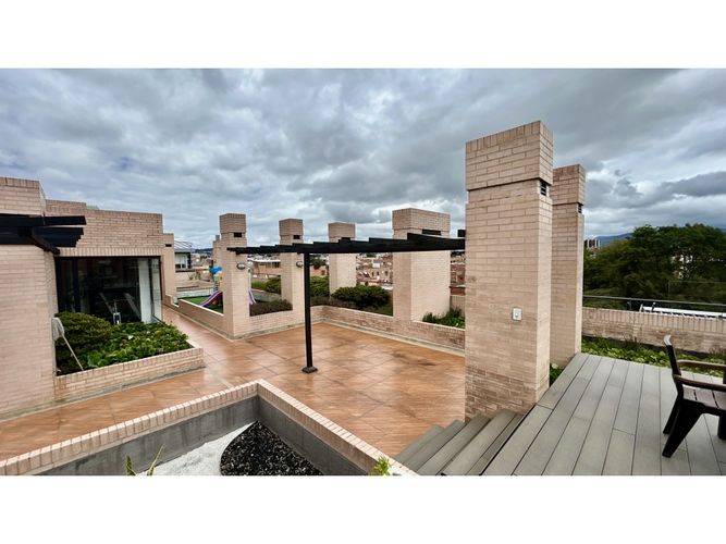 Apartaestudio en venta en Santa Barbara, Bogotá, 40 m² · foto 12 de 17