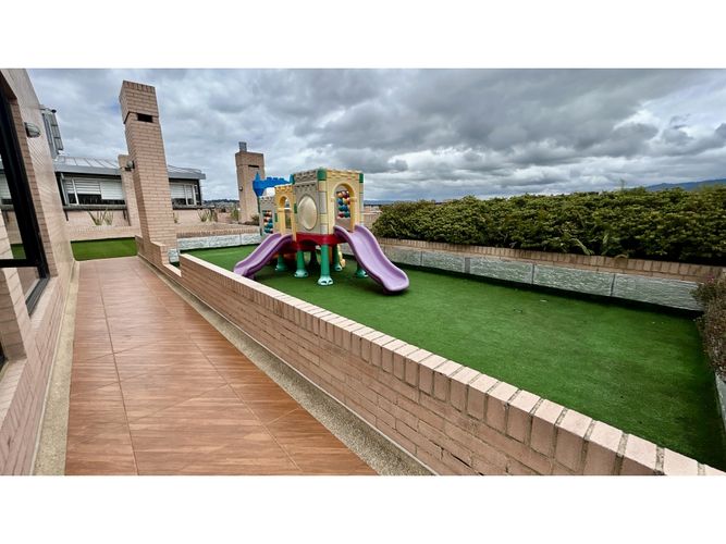 Apartaestudio en venta en Santa Barbara, Bogotá, 40 m² · foto 13 de 17