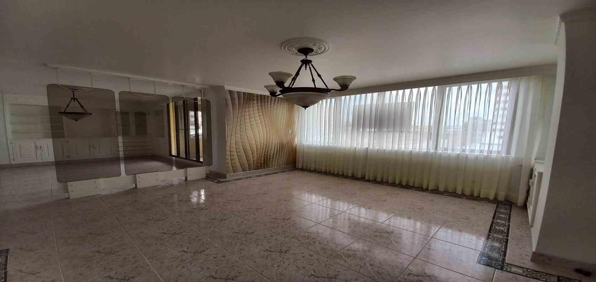 Apartamento en venta en Sector Galeria Central, Pereira · foto 4 de 24