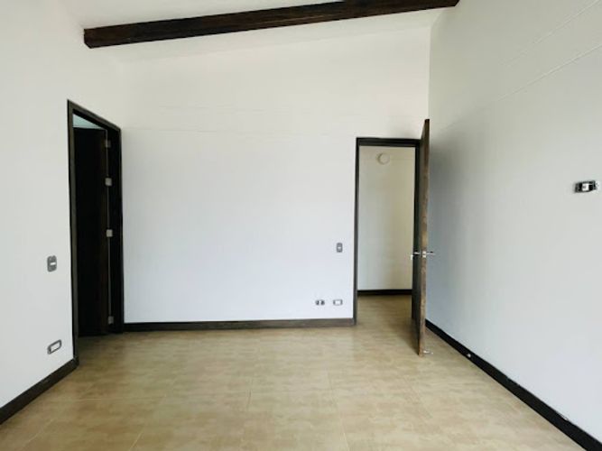 Casa de 4 alcobas en venta en La Ceja, 190 m² · foto 20 de 24