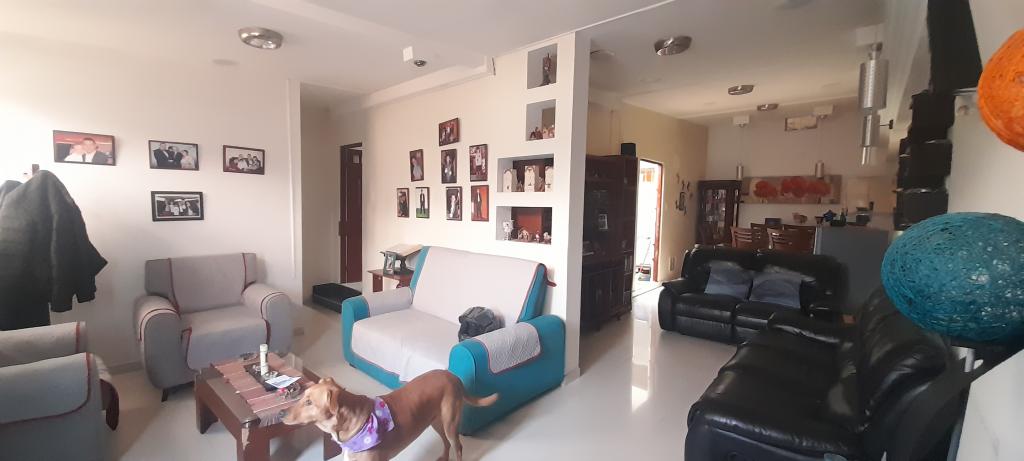 Casa en venta en San Francisco, Bogotá · foto 3 de 24