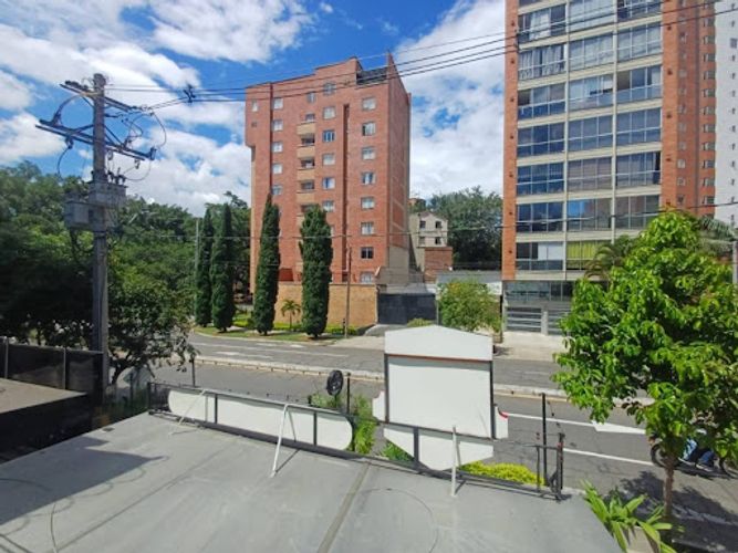 Local en arriendo en Laureles, Medellín, 50 m² · foto 3 de 9