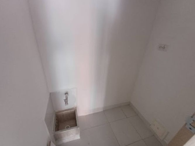 Local en arriendo en Laureles, Medellín, 50 m² · foto 5 de 9