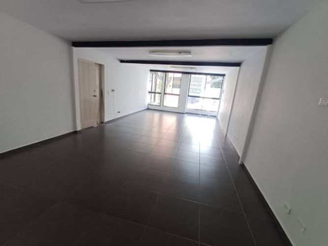 Local en arriendo en Laureles, Medellín, 50 m² · foto 7 de 9