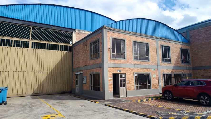 Bodega en arriendo en Ub El Trebol, Mosquera, 1648 m² · foto 2 de 23