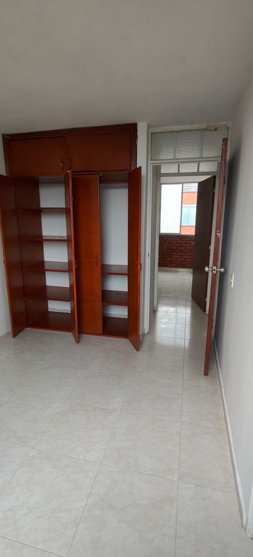 Apartamento de 3 alcobas en venta en El Hato, Funza, 60 m² · foto 8 de 11