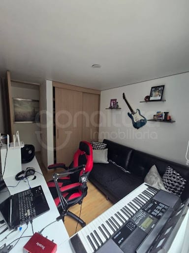 Apartamento de 3 alcobas en venta en San Diego, Medellín, 100 m² · foto 5 de 17