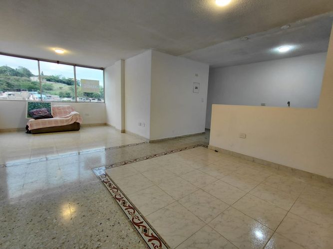 Apartamento en venta en Miraflores, Cali · foto 9 de 24