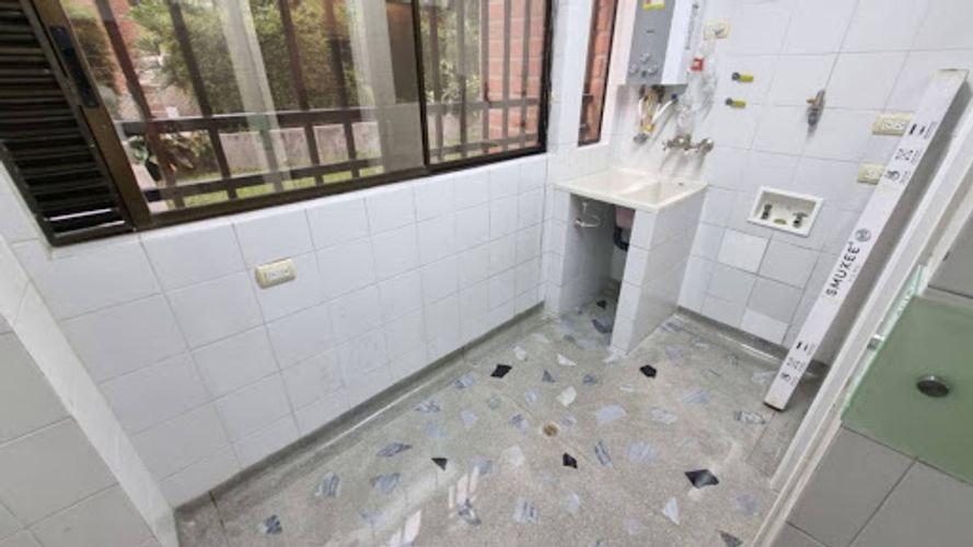 Apartamento de 3 alcobas en arriendo en Altos Del Poblado, Medellín, 120 m² · foto 6 de 21