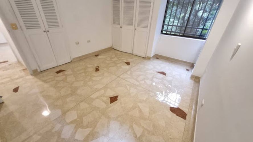 Apartamento de 3 alcobas en arriendo en Altos Del Poblado, Medellín, 120 m² · foto 12 de 21