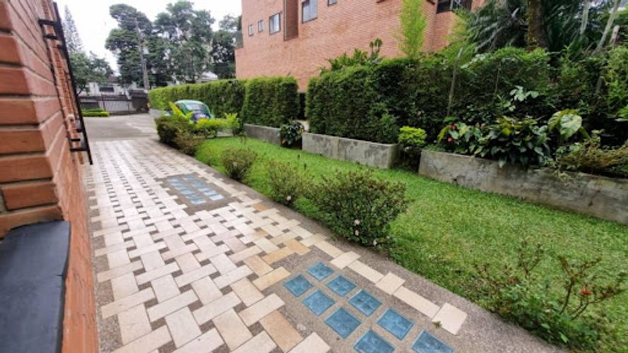 Apartamento de 3 alcobas en arriendo en Altos Del Poblado, Medellín, 120 m² · foto 20 de 21