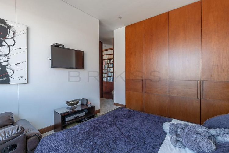 Apartamento de 3 alcobas en venta en Los Rosales, Bogotá, 301 m² · foto 11 de 24