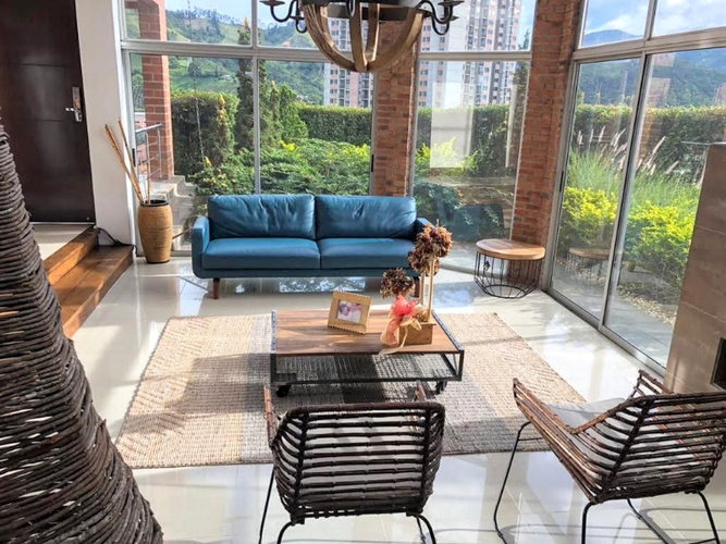 Casa de 4 alcobas en venta en Las Lomitas, Sabaneta, 800 m² · foto 12 de 16