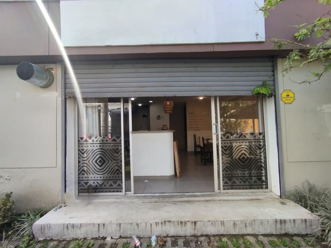 Local en arriendo en El Poblado, Medellín, 44 m² · foto 2 de 15