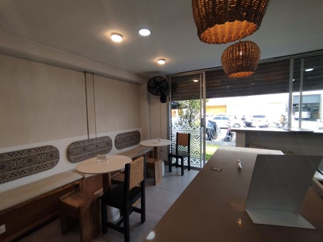 Local en arriendo en El Poblado, Medellín, 44 m² · foto 5 de 15
