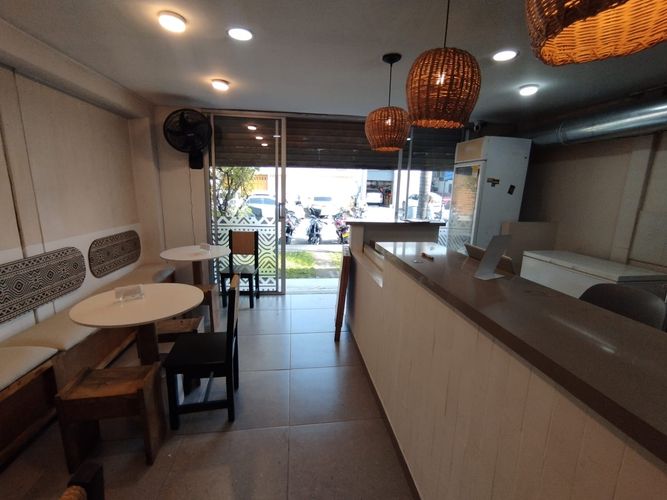 Local en arriendo en El Poblado, Medellín, 44 m² · foto 6 de 15