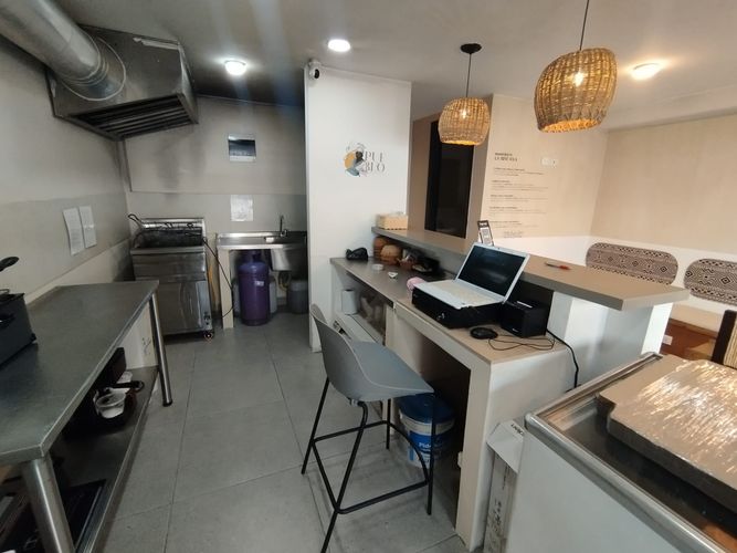 Local en arriendo en El Poblado, Medellín, 44 m² · foto 10 de 15