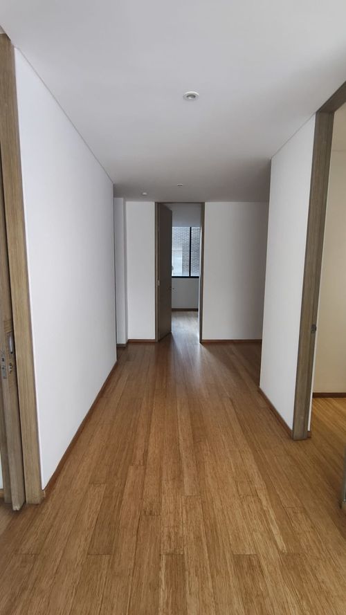 Apartamento de 3 alcobas en venta en Antiguo Country, Bogotá, 186 m² · foto 8 de 24