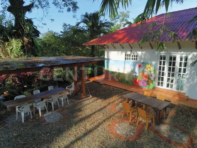 Casa de 3 alcobas en venta en Aeropuerto Vanguardia, Villavicencio, 400 m² · foto 2 de 12