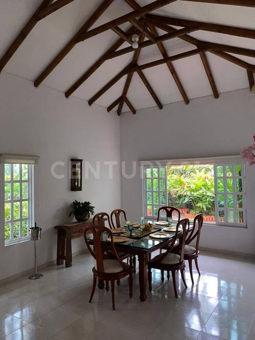 Casa de 3 alcobas en venta en Aeropuerto Vanguardia, Villavicencio, 400 m² · foto 4 de 12