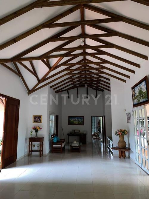 Casa de 3 alcobas en venta en Aeropuerto Vanguardia, Villavicencio, 400 m² · foto 6 de 12